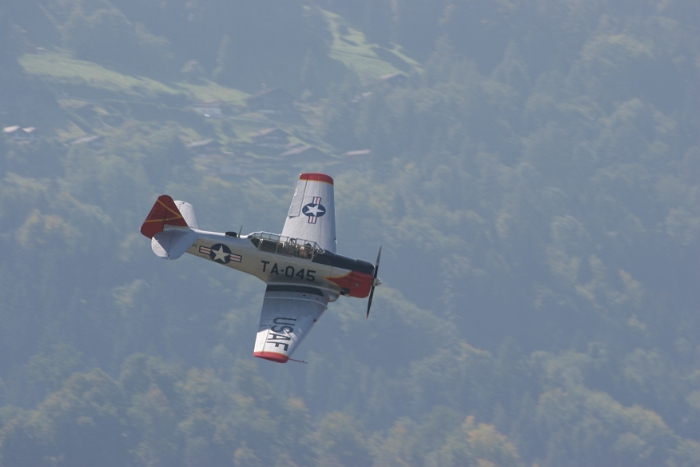 North American T-6 Texan - 009